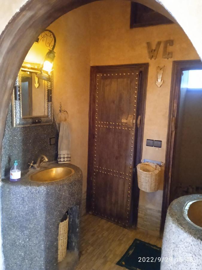 Kasbah Tialouite Hotel Kelaat-M'Gouna Exterior photo